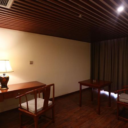 Mingshan Hotel Csengtu Kültér fotó