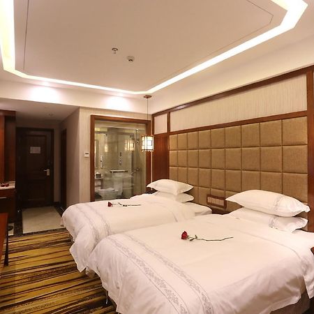 Mingshan Hotel Csengtu Kültér fotó