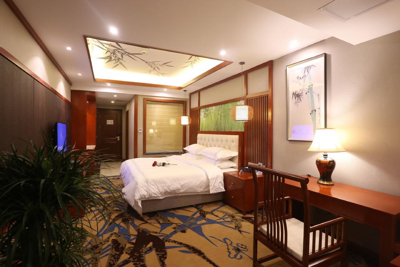 Mingshan Hotel Csengtu Kültér fotó