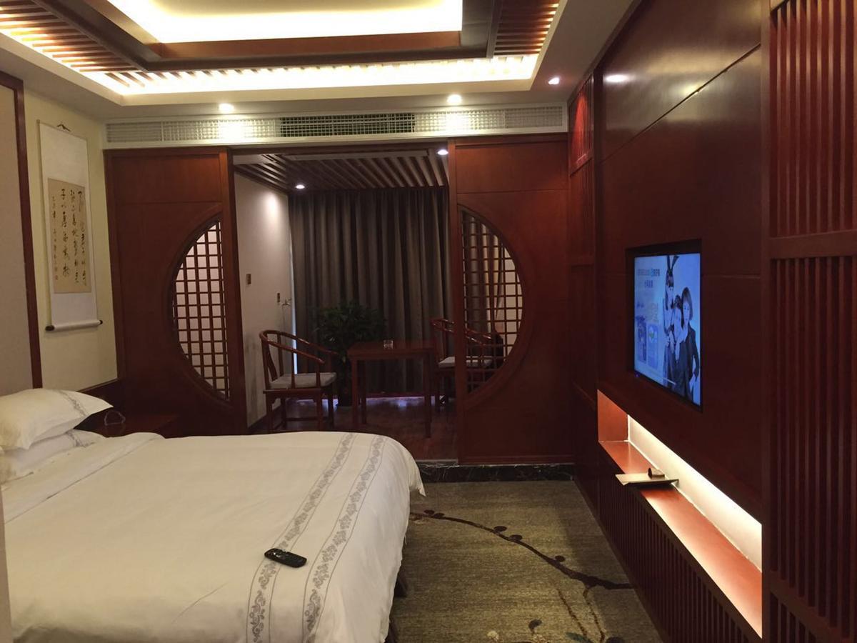 Mingshan Hotel Csengtu Kültér fotó