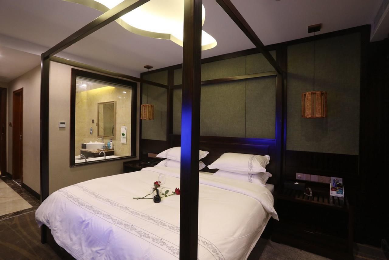 Mingshan Hotel Csengtu Kültér fotó