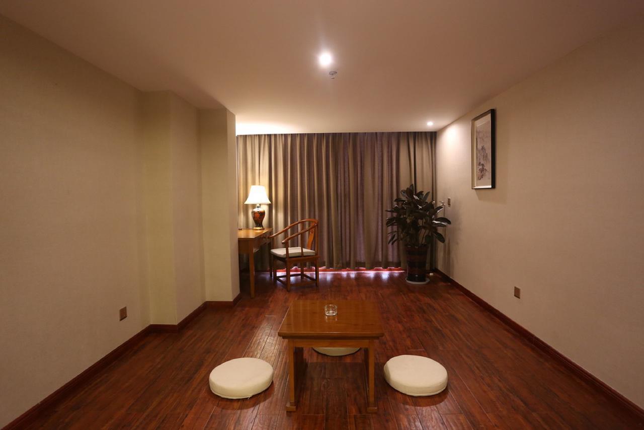 Mingshan Hotel Csengtu Kültér fotó