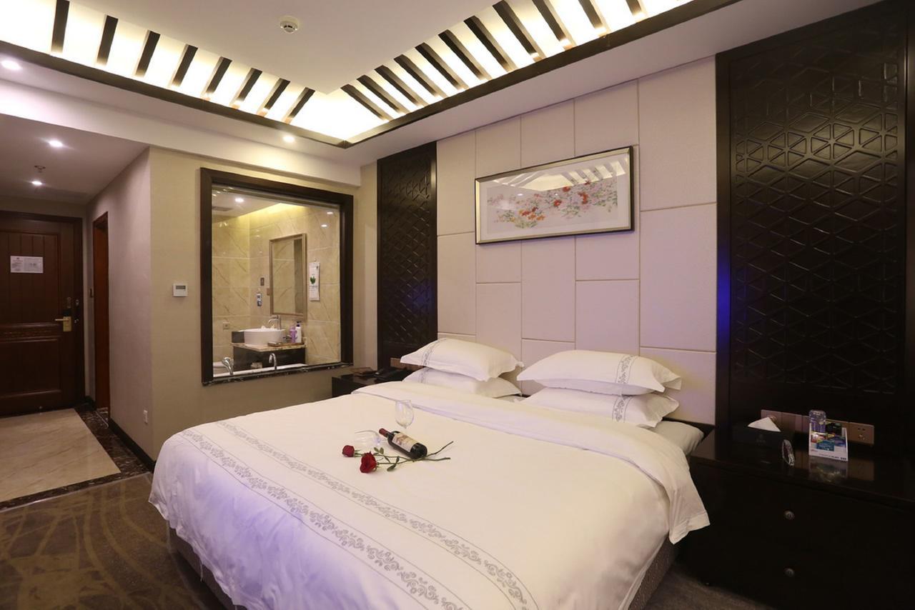 Mingshan Hotel Csengtu Kültér fotó