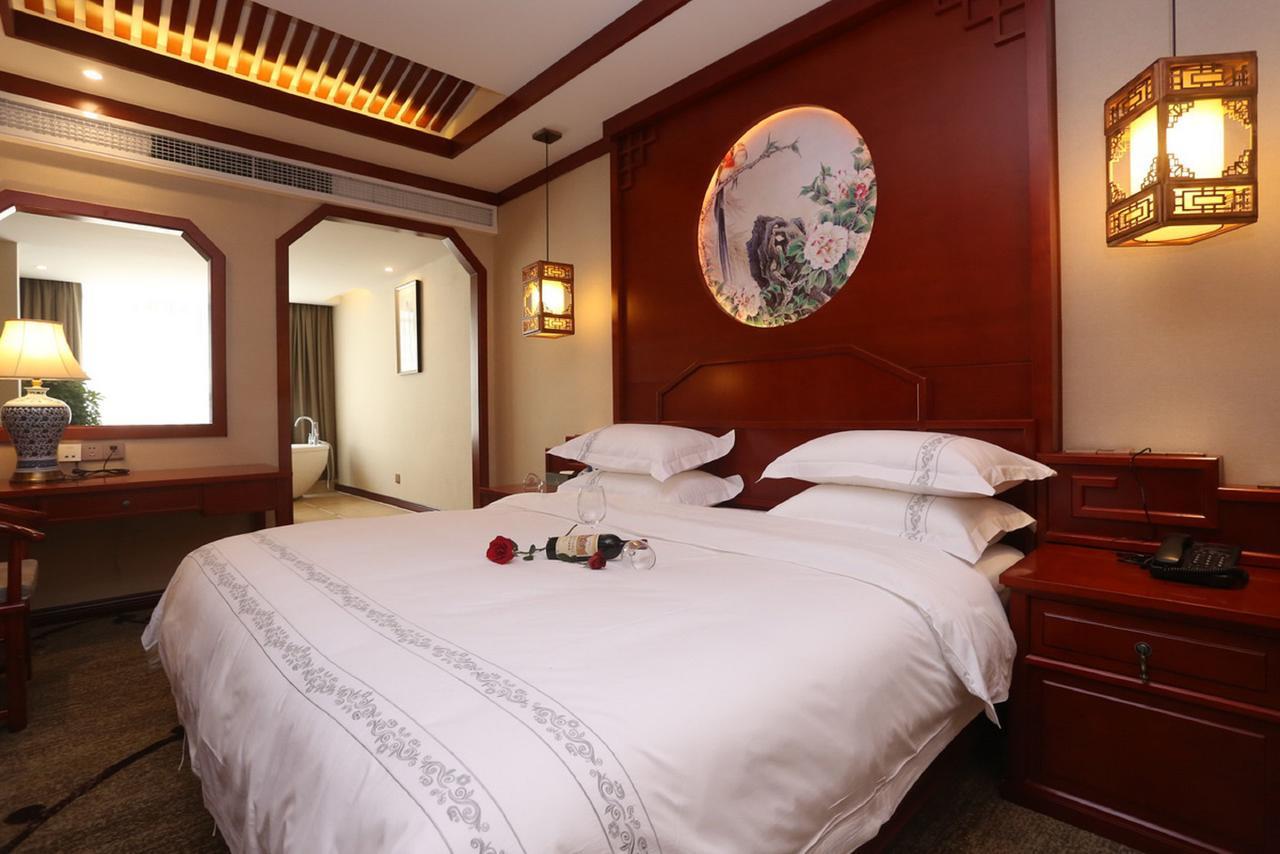 Mingshan Hotel Csengtu Kültér fotó