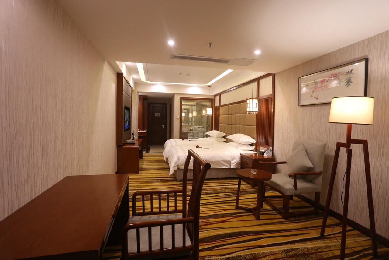 Mingshan Hotel Csengtu Kültér fotó
