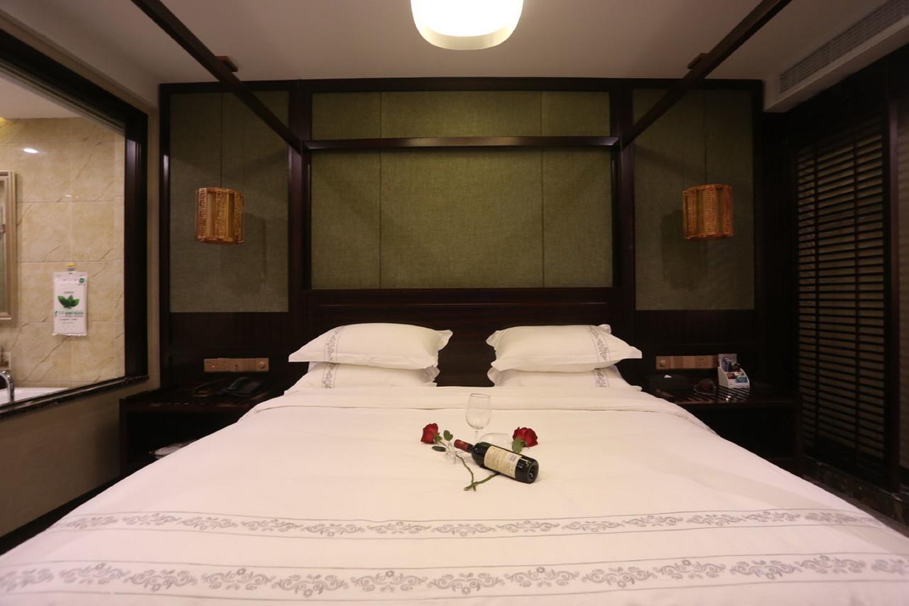 Mingshan Hotel Csengtu Kültér fotó